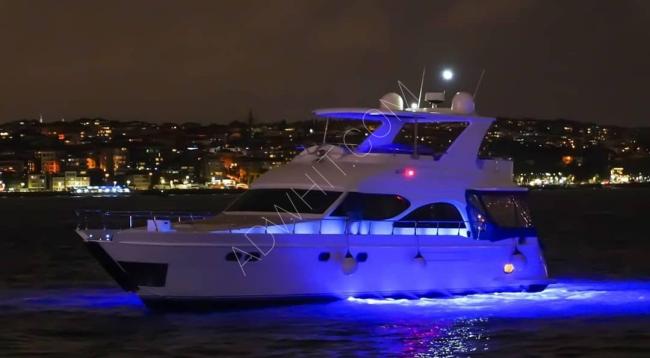 يخت خاص للايجار للرحلات والمناسبات الخاصه VIP yacht 