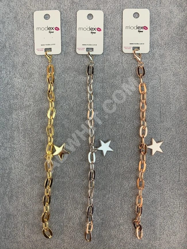 سلاسل يد نسائية ناعمة 