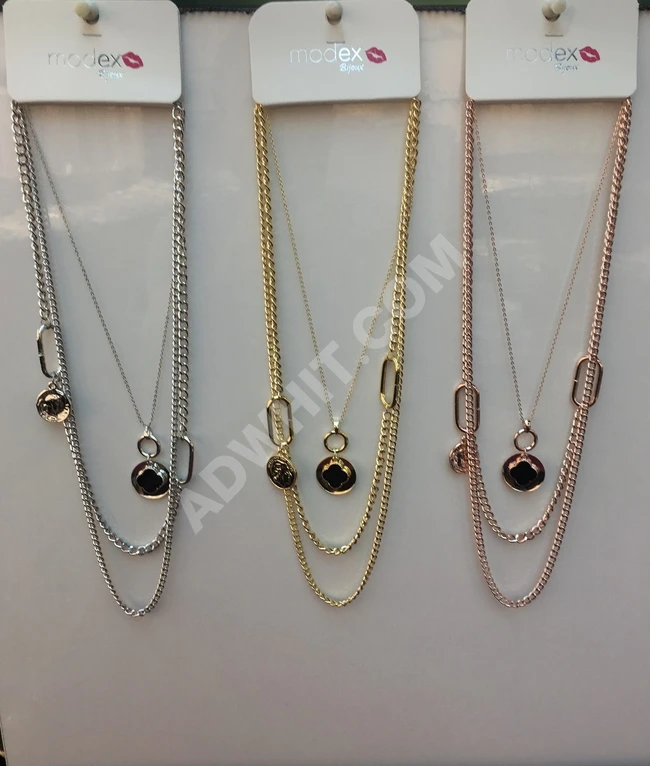 سلاسل نسائية ناعمة 