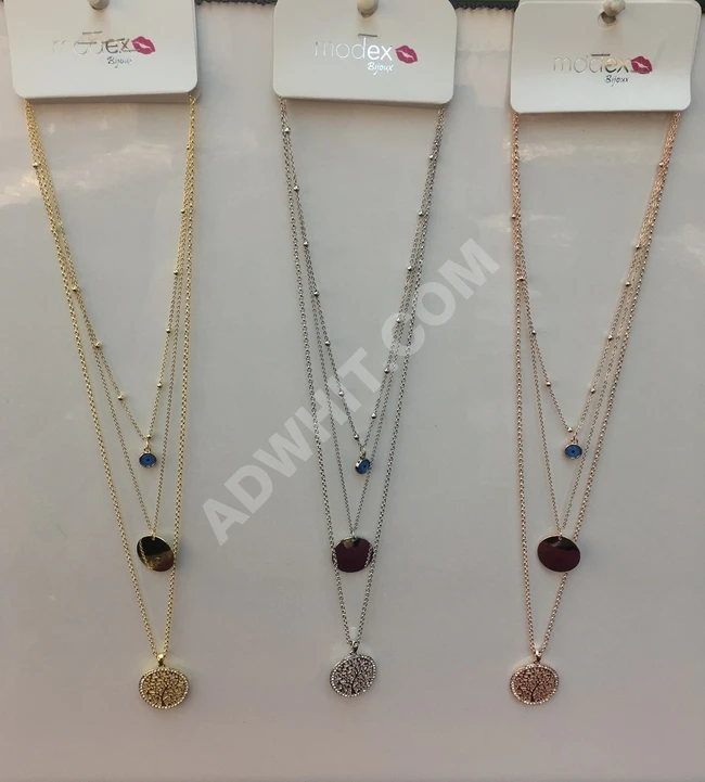 سلاسل نسائية ناعمة