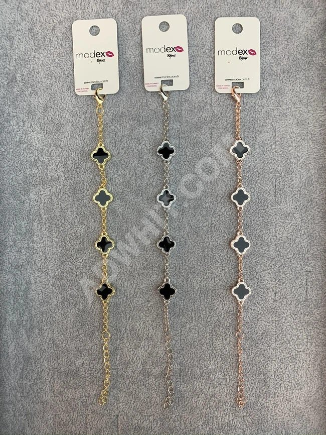 اكسسوارات نسائية ناعمة 