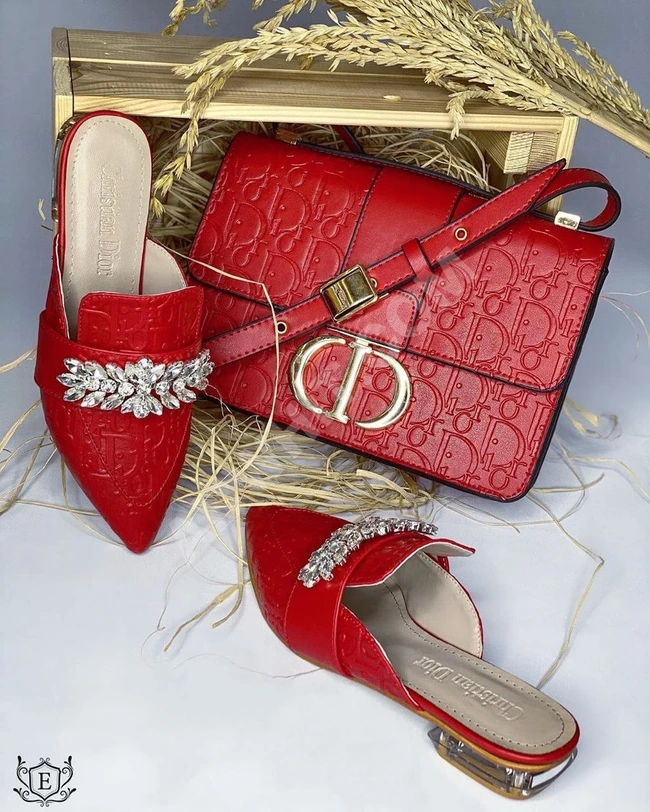 حذاء نسائي سبور مميز