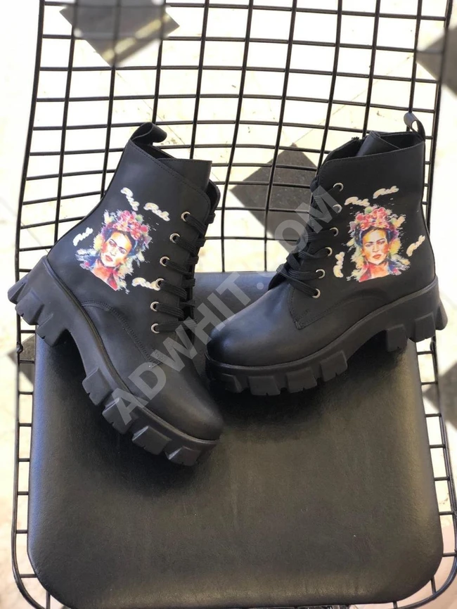 حذاء سبور نسائي 