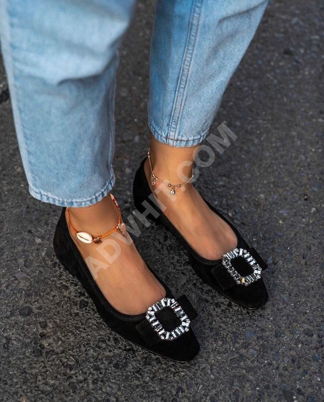 حذاء سبور نسائي