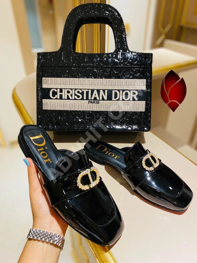 طقم حذاء سبور مع حقيبة نسائي