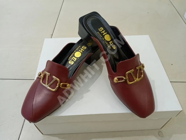 حذاء سبور نسائي 