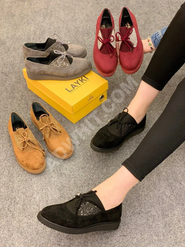 حذاء سبور نسائي شتوي 