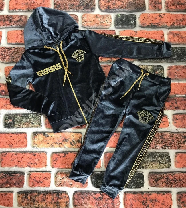 بيجاما بناتي مخمل