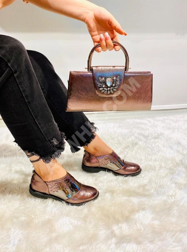 حذاء سبور نسائي 