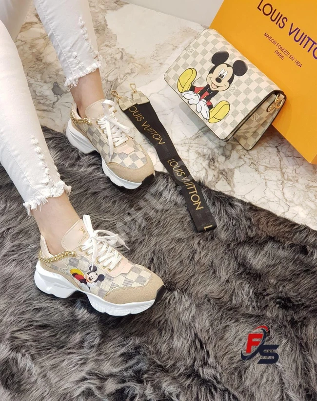 طقم حذاء مع حقيبة نسائي 