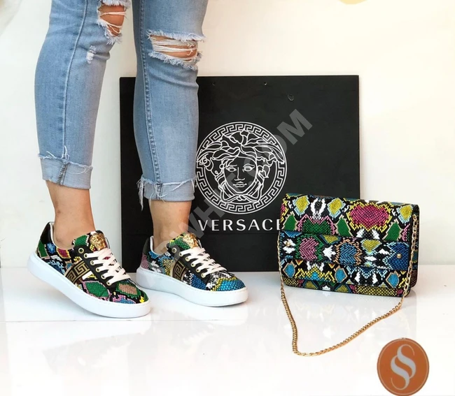 طقم حذاء سبور مع حقيبة 