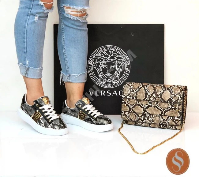 طقم حذاء سبور مع حقيبة 