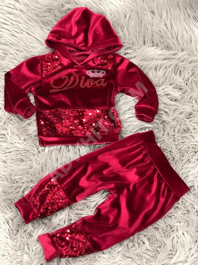 بيجاما بناتي مخمل