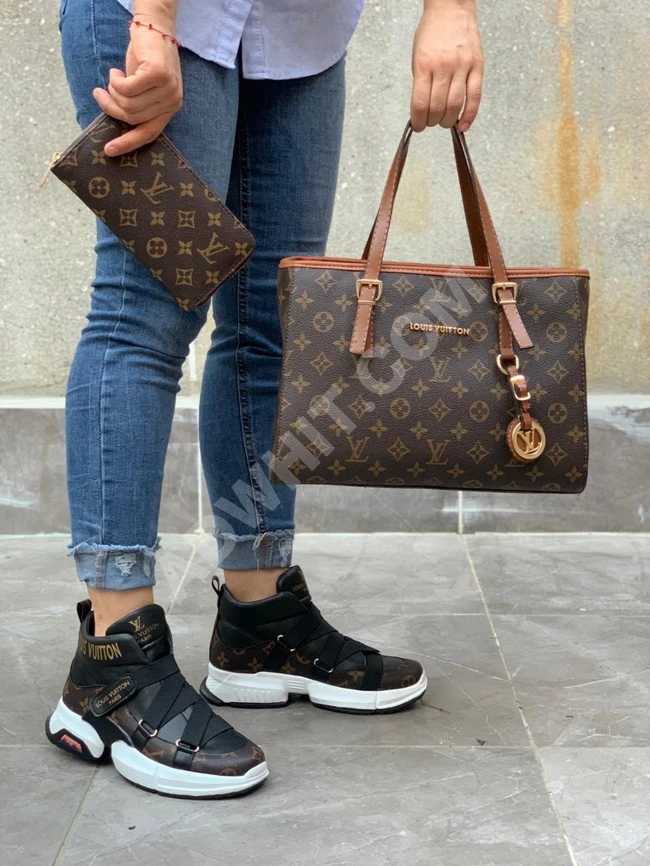 طقم حذاء مع حقيبة مع جزدان نسائي