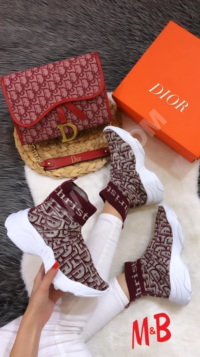 طقم حذاء سبور مع حقيبة 