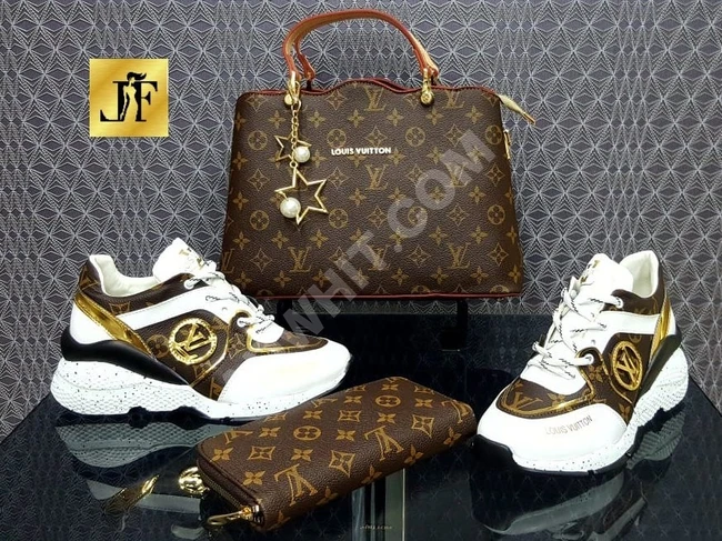 طقم نسائي حقيبة مع حذاء مع جزدان