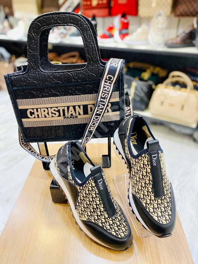  طقم حذاء مع حقيبة نسائي