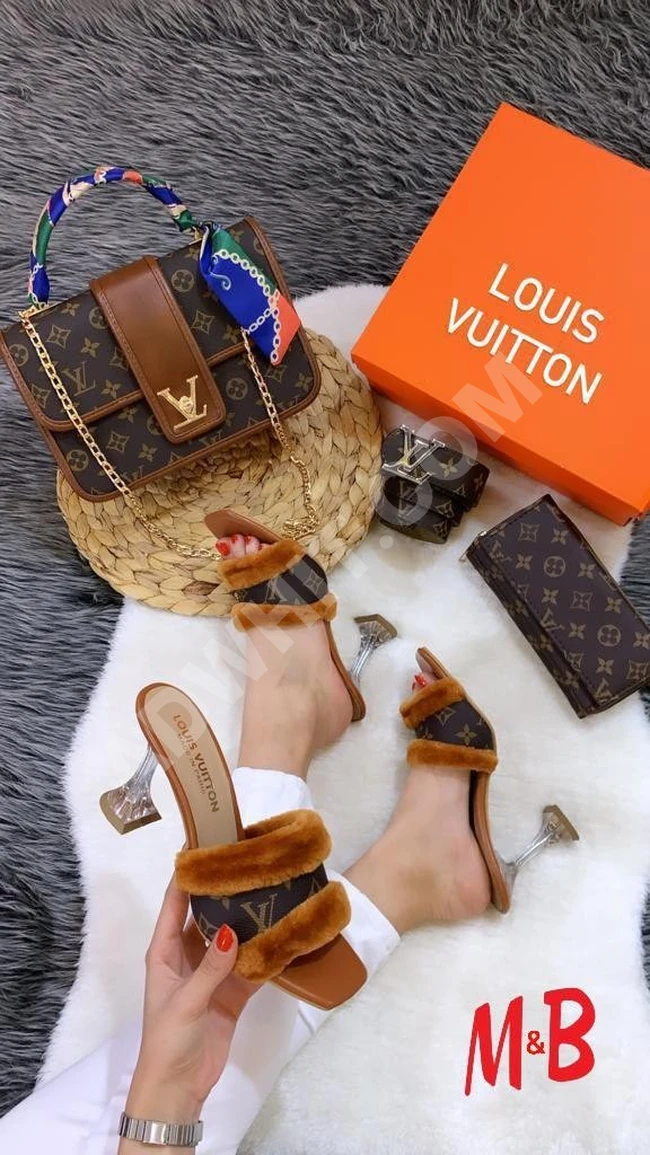 طقم حذاء سبور مع حقيبة نسائي 