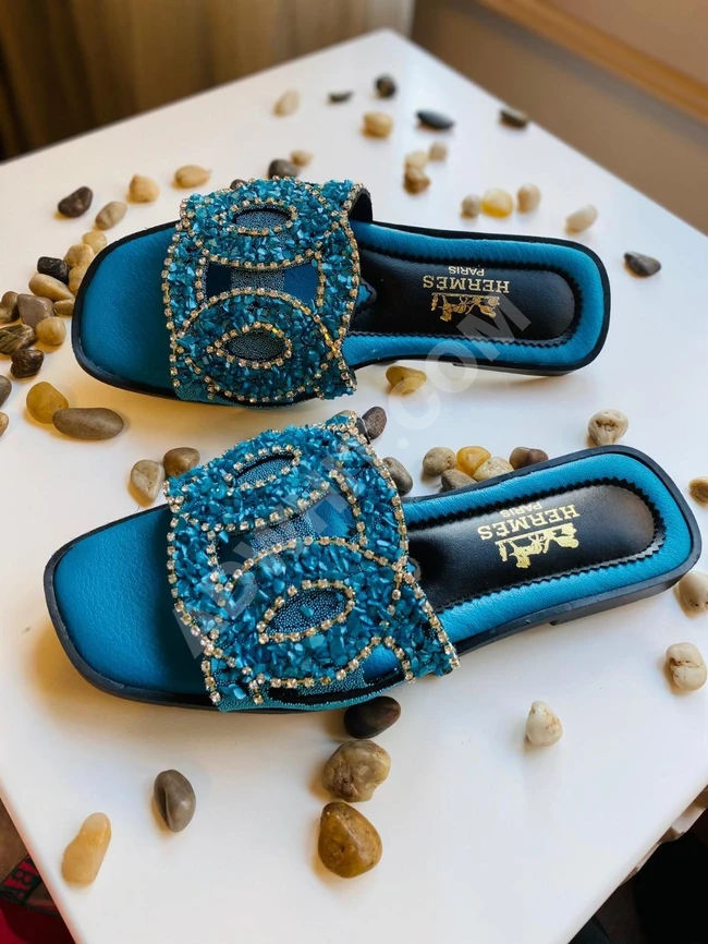 حذاء نسائي مميز