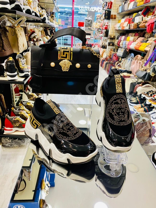 طقم حذاء سبور مع حقيبة 