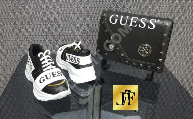 حذاء سبور نسائي مع حقيبة 