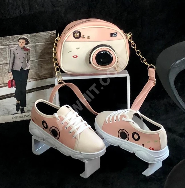 طقم حذاء سبور نسائي مع حقيبة