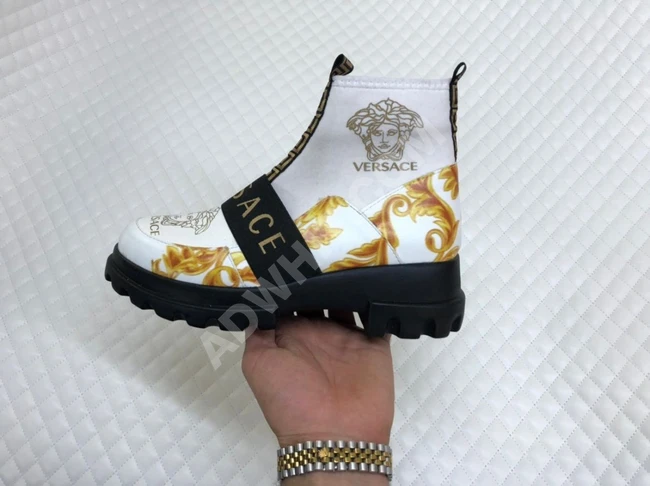 حذاء سبور نسائي 