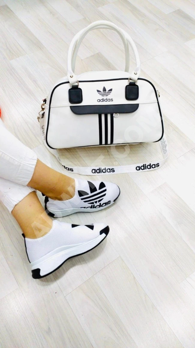 حذاء سبور نسائي 