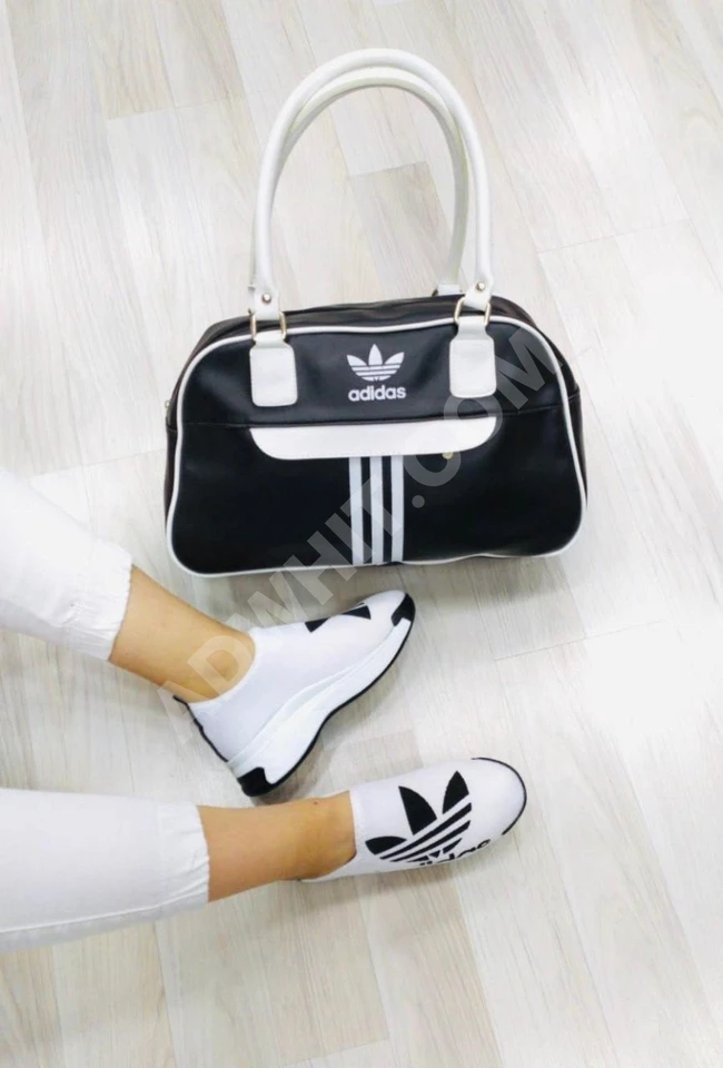 حذاء سبور نسائي 