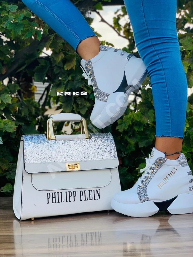 طقم حذاء سبور مع حقيبة 