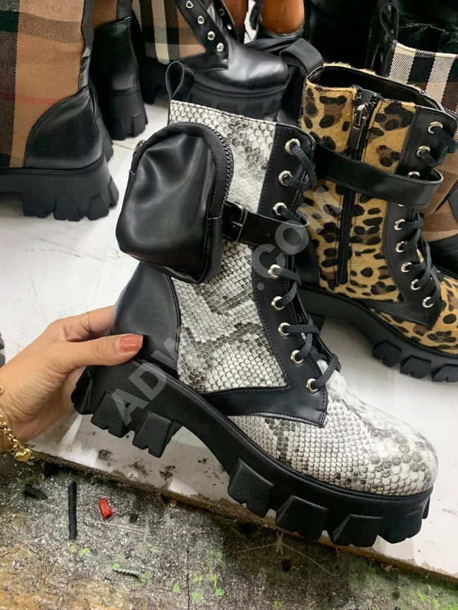 حذاء سبور نسائي 