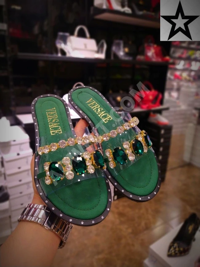 حذاء سبور نسائي 