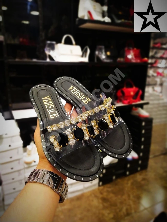 حذاء سبور نسائي 