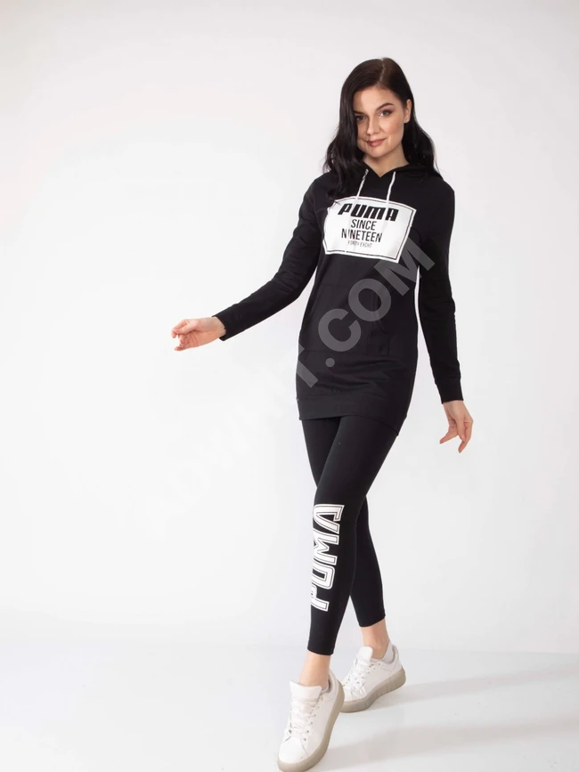 بيجامة رياضة نسائية