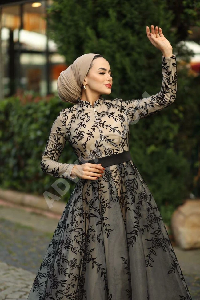 فساتين نسائية رسمية