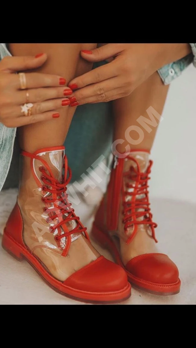 حذاء سبور نسائي 