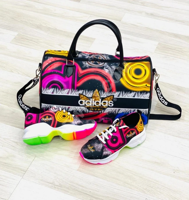 طقم حذاء سبور مع حقيبة نسائي 