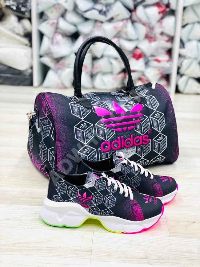 طقم حذاء سبور مع حقيبة نسائي 