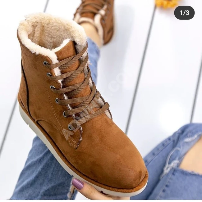 حذاء سبور نسائي شتوي 