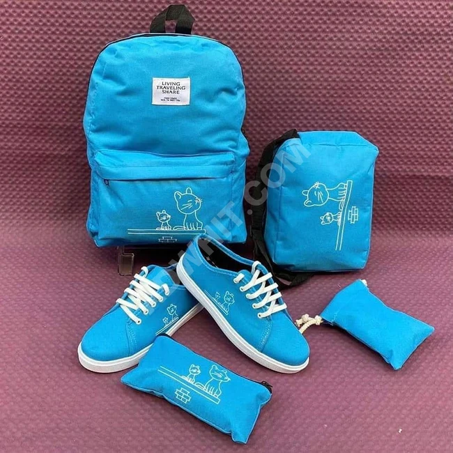 حذاء سبور نسائي مع حقيبتين