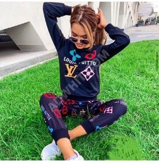 بيجامة نسائي