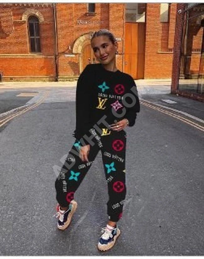 بيجامة نسائي