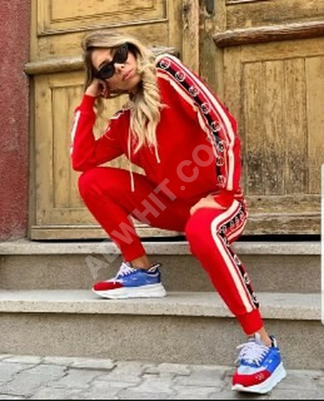 بيجامة نسائية