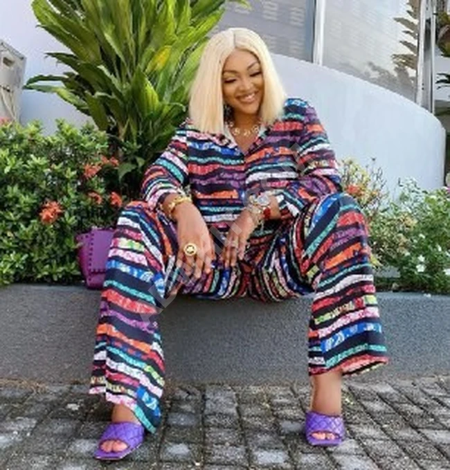 بيجامة نسائية