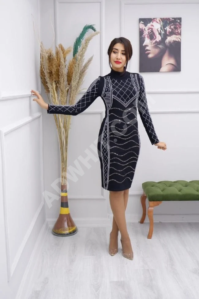 فستان نسائي