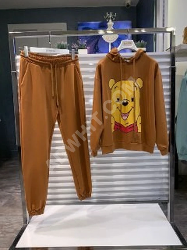 بيجامة نسائي