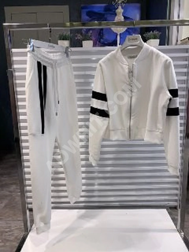 بيجامة نسائي