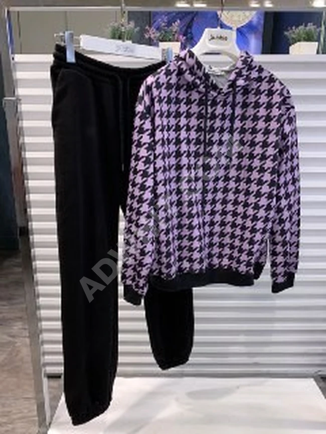 بيجامة نسائي