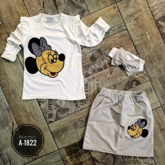 طقم بناتي ثلاث قطع