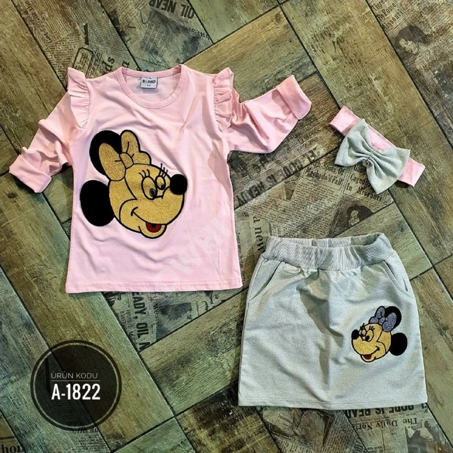 طقم بناتي ثلاث قطع